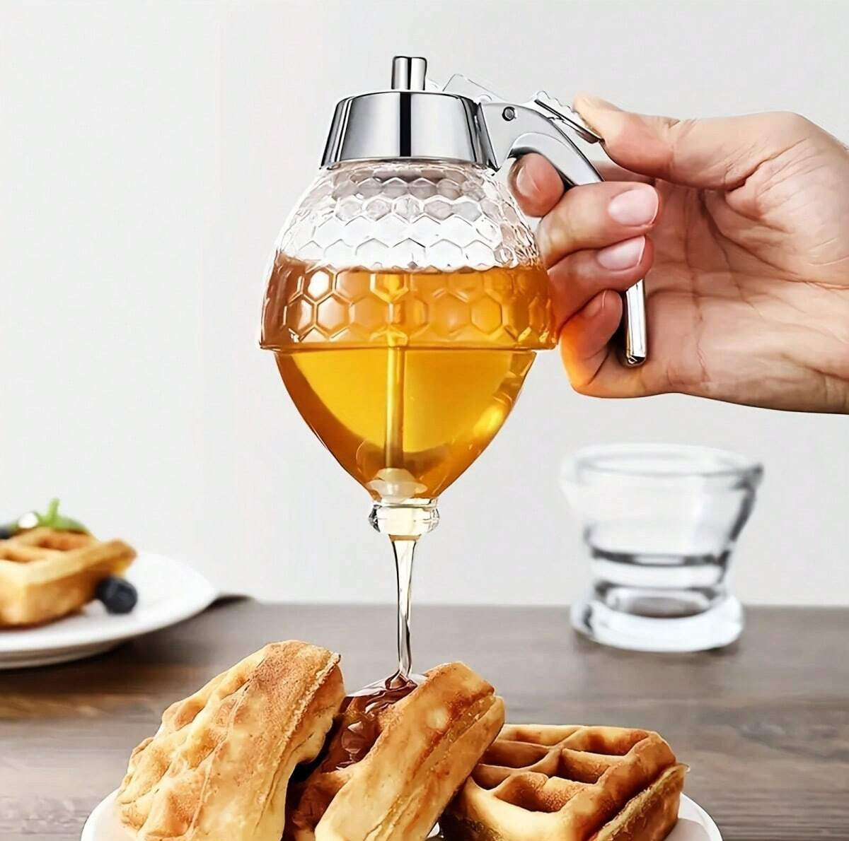 No-Drip Honey Dispenser