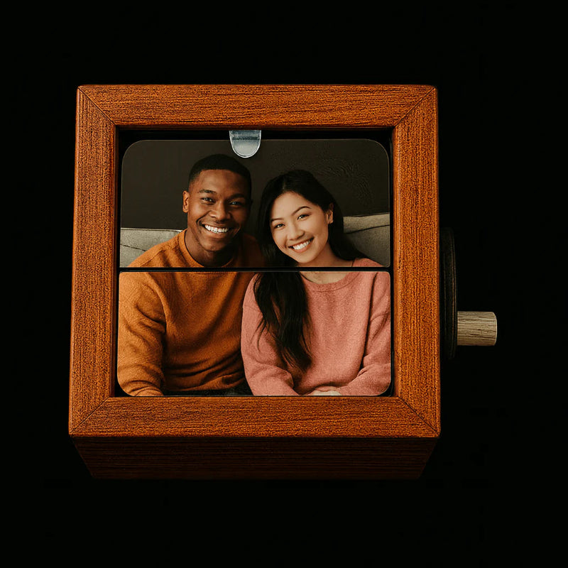 Personalized Flipbook Memory Box (8 pictures)