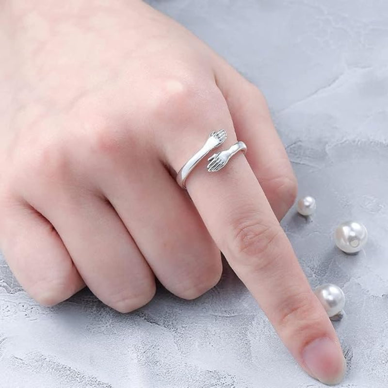 Hug Ring